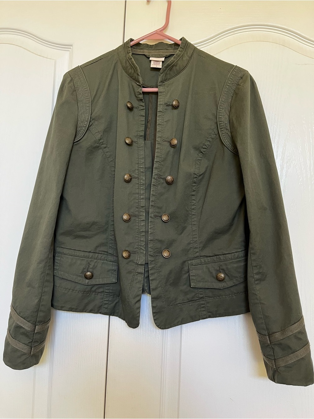 Olive Green Military-Style Utility Jacket with Brass Buttons